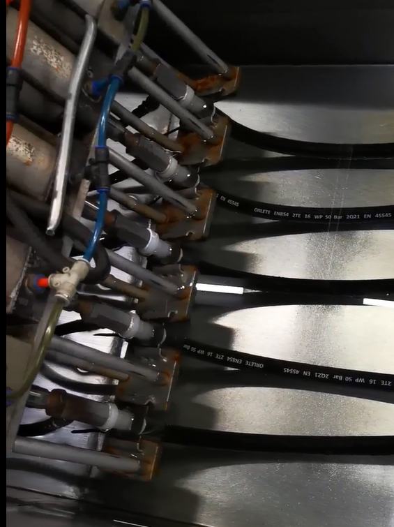 膠管氣密性試驗(yàn)機(jī)-軟管氣密封性測(cè)試臺(tái)