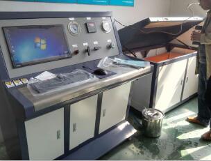 鋼管水壓爆破測試臺的是如何進(jìn)行試驗(yàn)的呢？